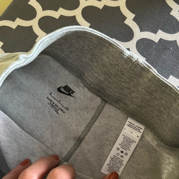 Nike shorts - Picture 3 of 3